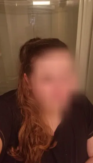 Alexandra, 26 anni